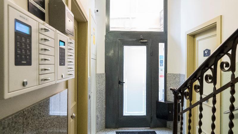 Barcelona Sants Station Apartments Εξωτερικό φωτογραφία
